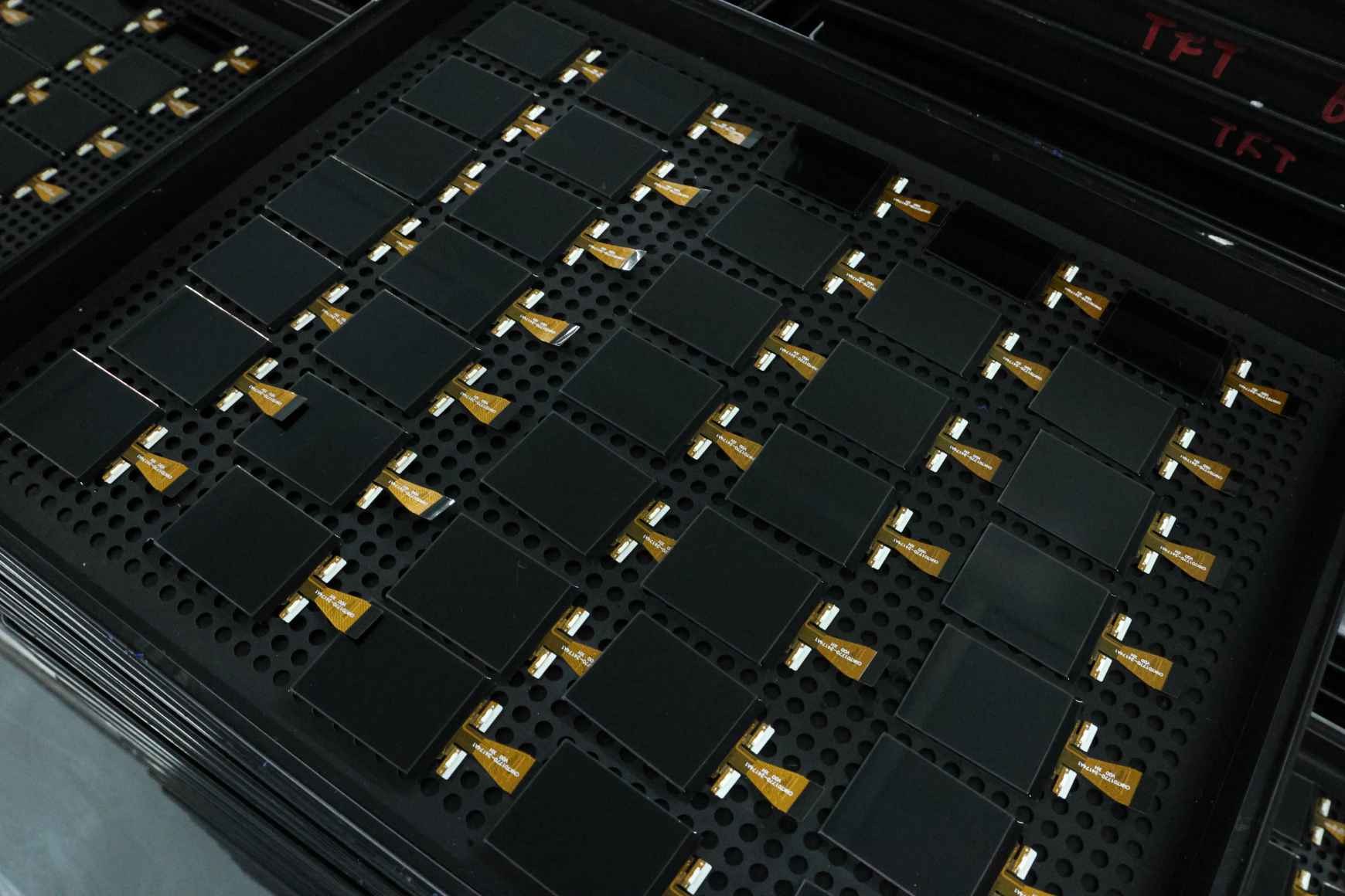 சீன LCD உற்பத்தியாளர்கள் மருத்துவ உயர்-புதுப்பிப்பு வீத டிஸ்பிளே டிராக்கை வழிநடத்துகிறார்கள், தனிப்பயன் லிக்விட் கிரிஸ்டல் தொகுதிகள் பல பில்லியன் டாலர்கள் அதிகரிக்கும் சந்தையை ஊக்குவிக்கின்றன