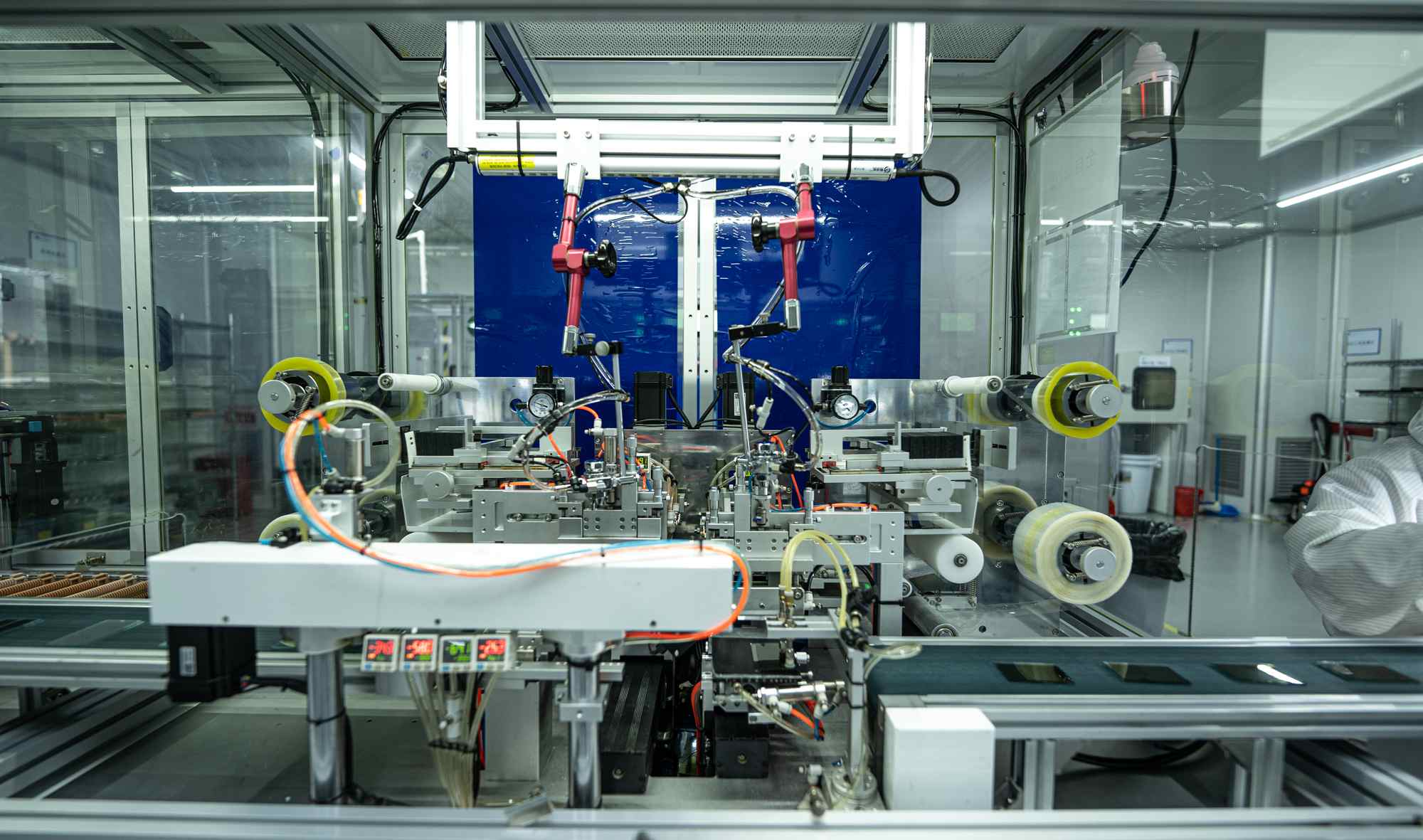 துல்லிய சீரமைப்பு & செல் அசெம்பிளி: எல்சிடி உற்பத்தியில் பிஐ பூச்சு மற்றும் தேய்த்தல் செயல்முறைகளை பகுப்பாய்வு செய்தல்